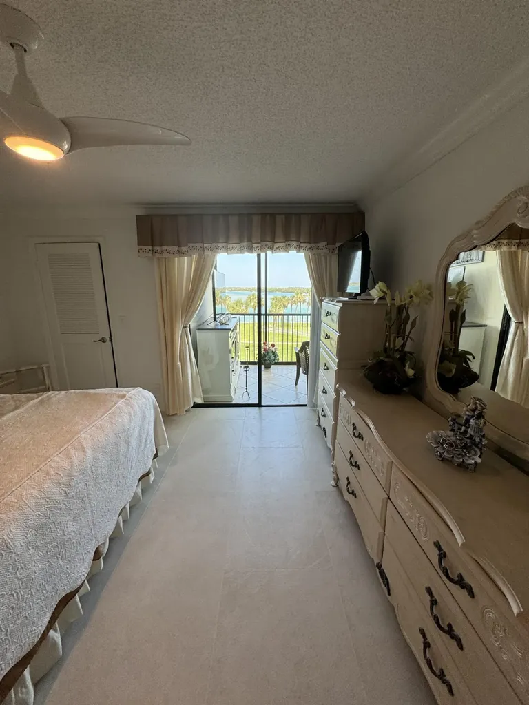 200 Intracoastal Place Jupiter FL 33469