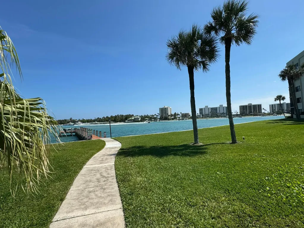 200 Intracoastal Place Jupiter FL 33469