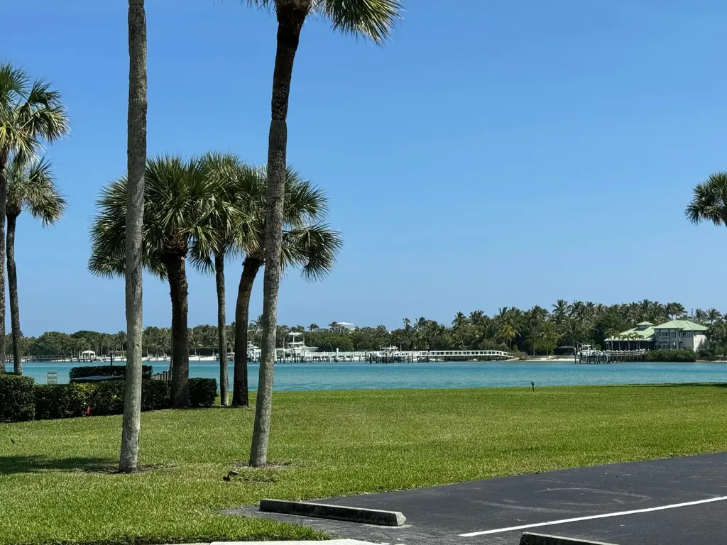 200 Intracoastal Place Jupiter FL 33469