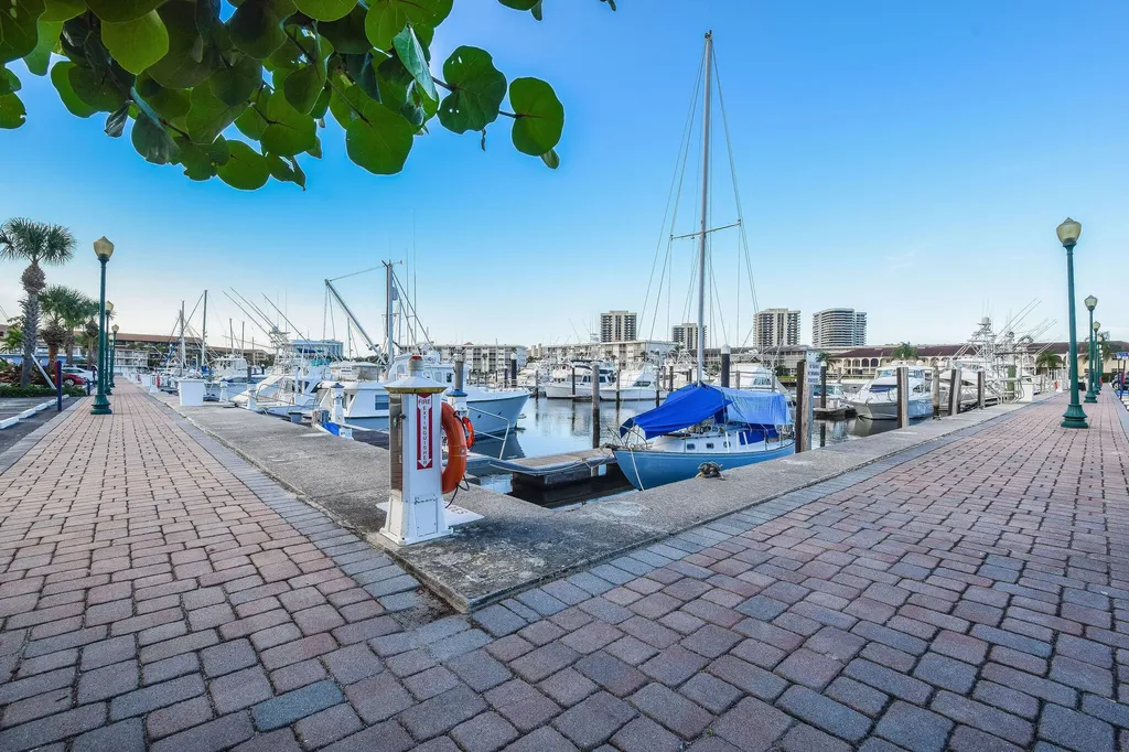 200 Intracoastal Place Jupiter FL 33469