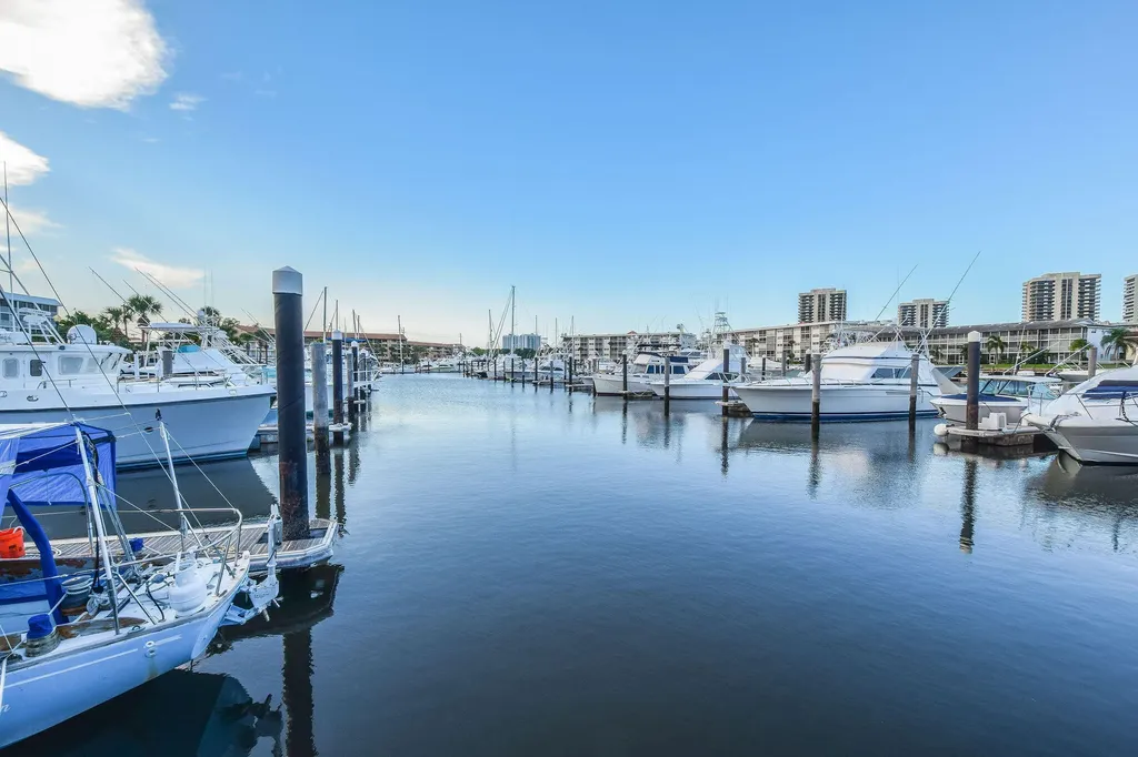200 Intracoastal Place Jupiter FL 33469