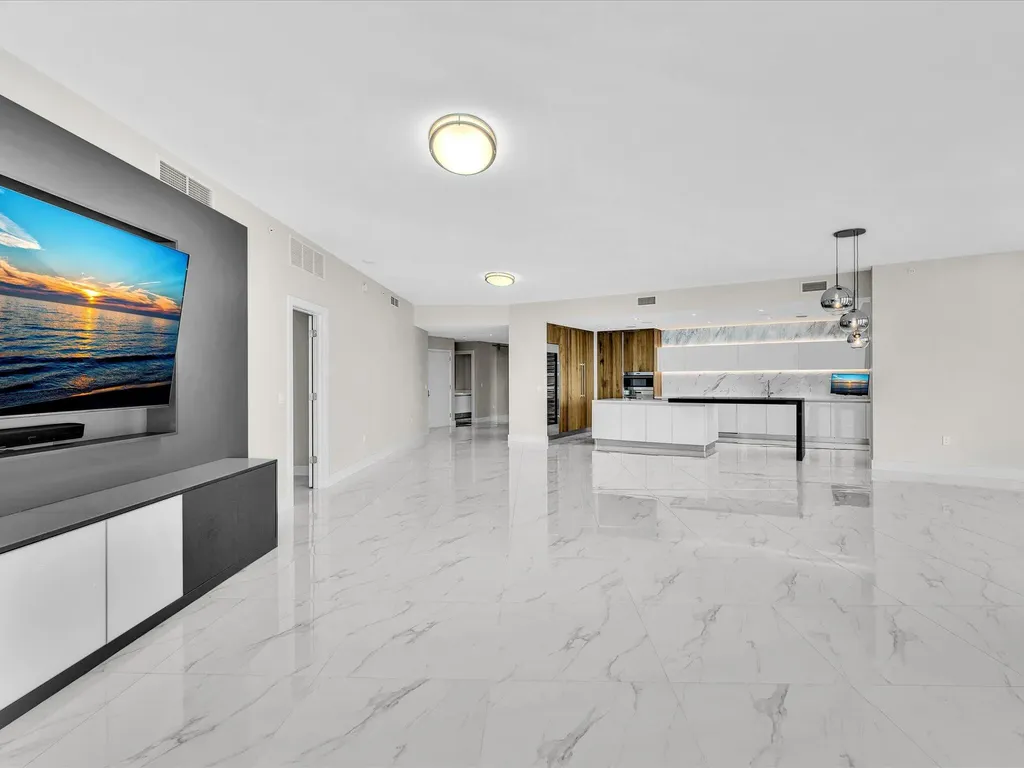 701 N Fort Lauderdale Beach Boulevard N Fort Lauderdale FL 33304