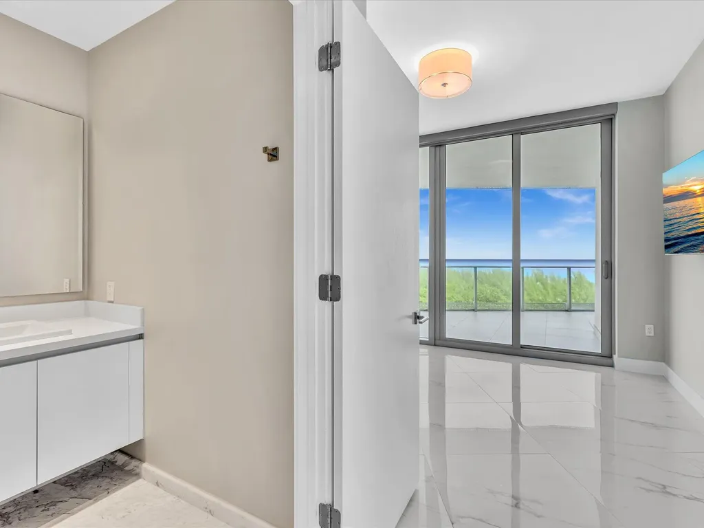 701 N Fort Lauderdale Beach Boulevard N Fort Lauderdale FL 33304