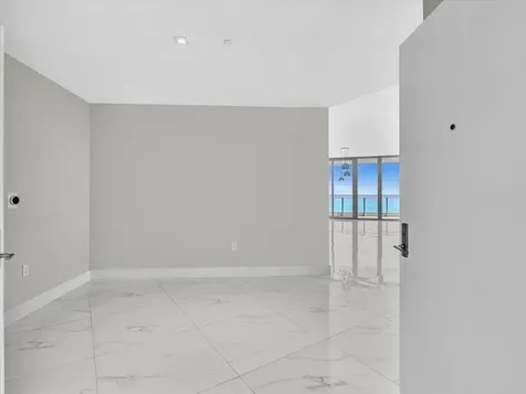 701 N Fort Lauderdale Beach Boulevard N Fort Lauderdale FL 33304