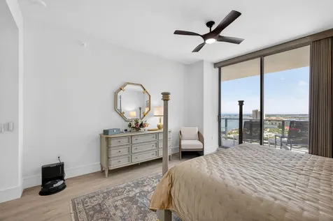 220 Lake Shore Drive West Palm Beach FL 33403