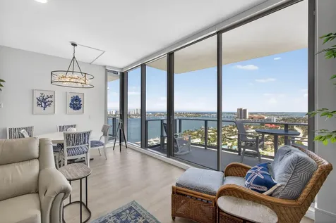 220 Lake Shore Drive West Palm Beach FL 33403