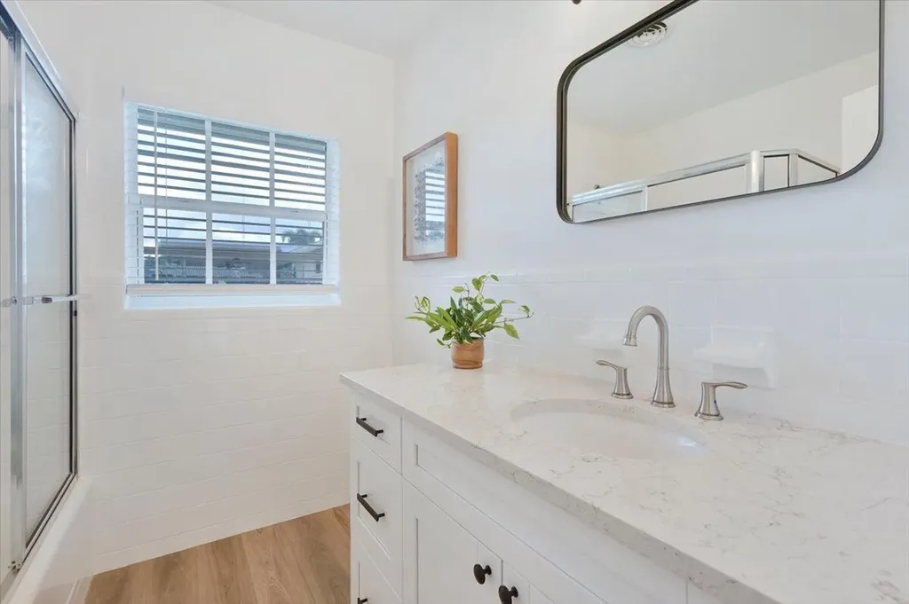 76 W Fairview W Tequesta FL 33469