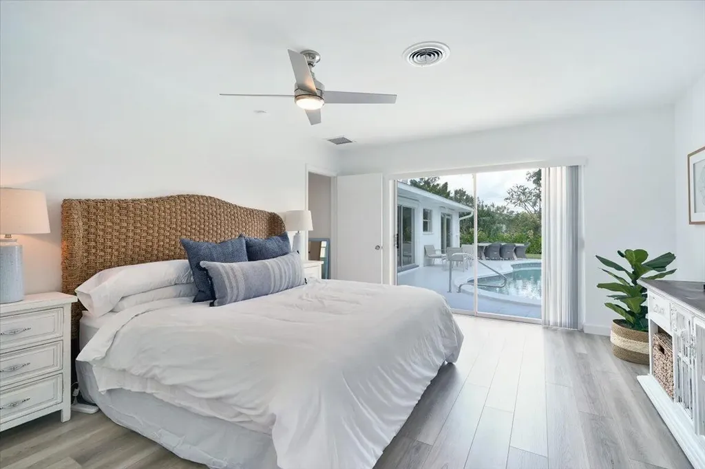 76 W Fairview W Tequesta FL 33469
