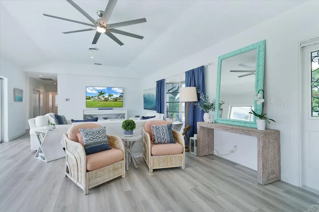 76 W Fairview W Tequesta FL 33469