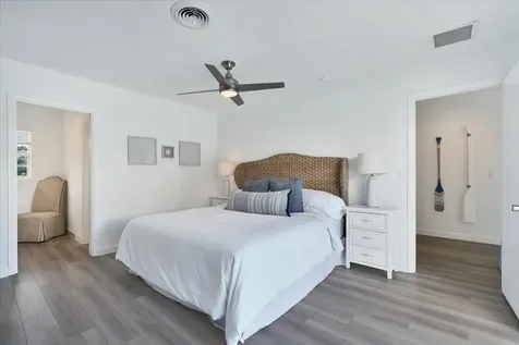76 W Fairview W Tequesta FL 33469