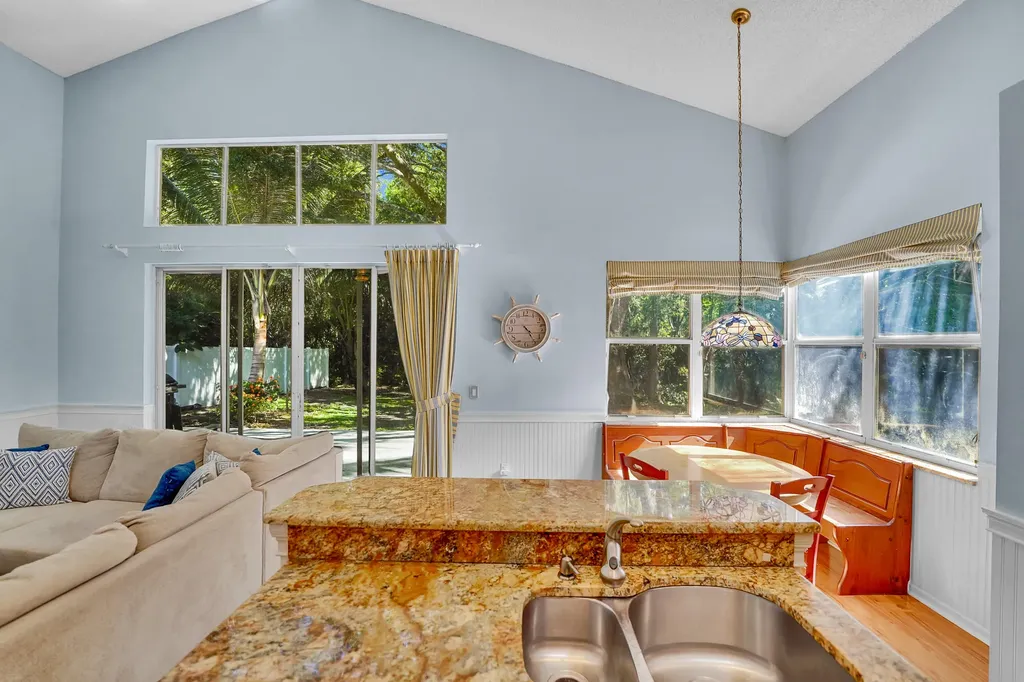 7600 Ridgefield Lane Lake Worth FL 33467
