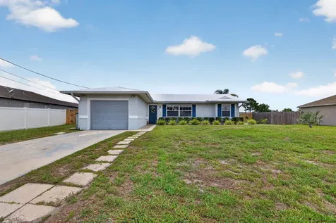 1031 SW Idol Avenue Port St Lucie FL 34953