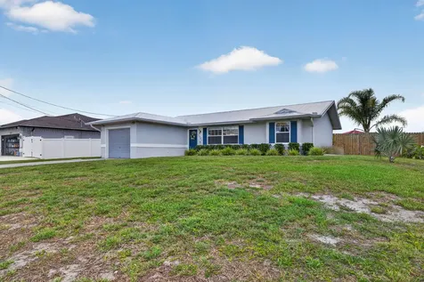 1031 SW Idol Avenue Port St Lucie FL 34953