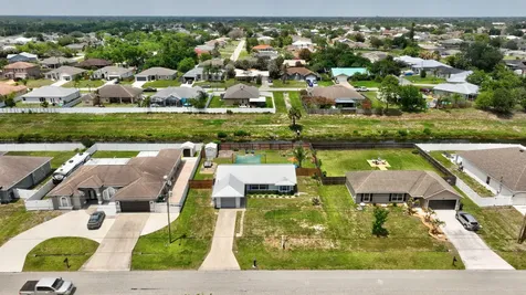 1031 SW Idol Avenue Port St Lucie FL 34953