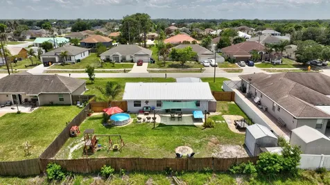 1031 SW Idol Avenue Port St Lucie FL 34953