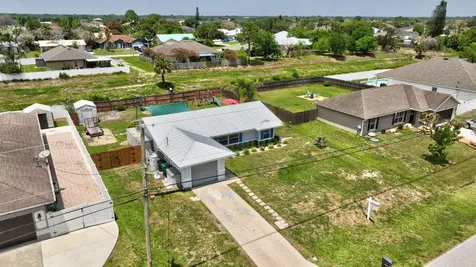 1031 SW Idol Avenue Port St Lucie FL 34953