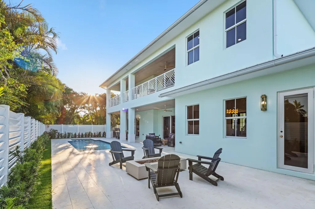 1041 Bimini Lane West Palm Beach FL 33404
