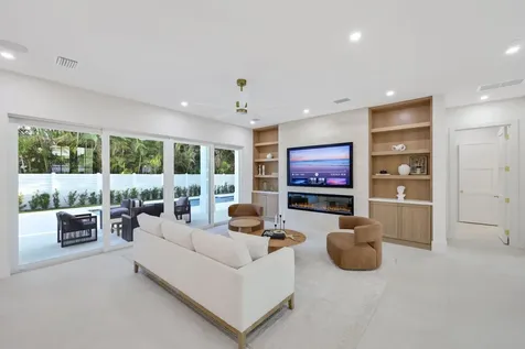 1041 Bimini Lane West Palm Beach FL 33404
