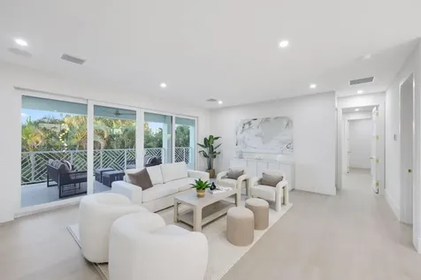 1041 Bimini Lane West Palm Beach FL 33404