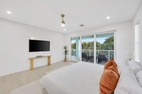 1041 Bimini Lane West Palm Beach FL 33404