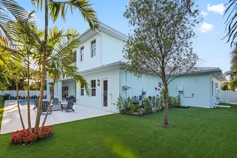 1041 Bimini Lane West Palm Beach FL 33404