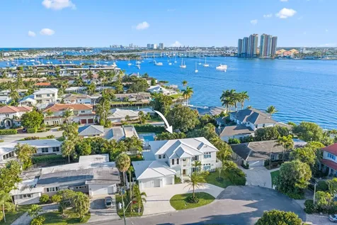 1041 Bimini Lane West Palm Beach FL 33404