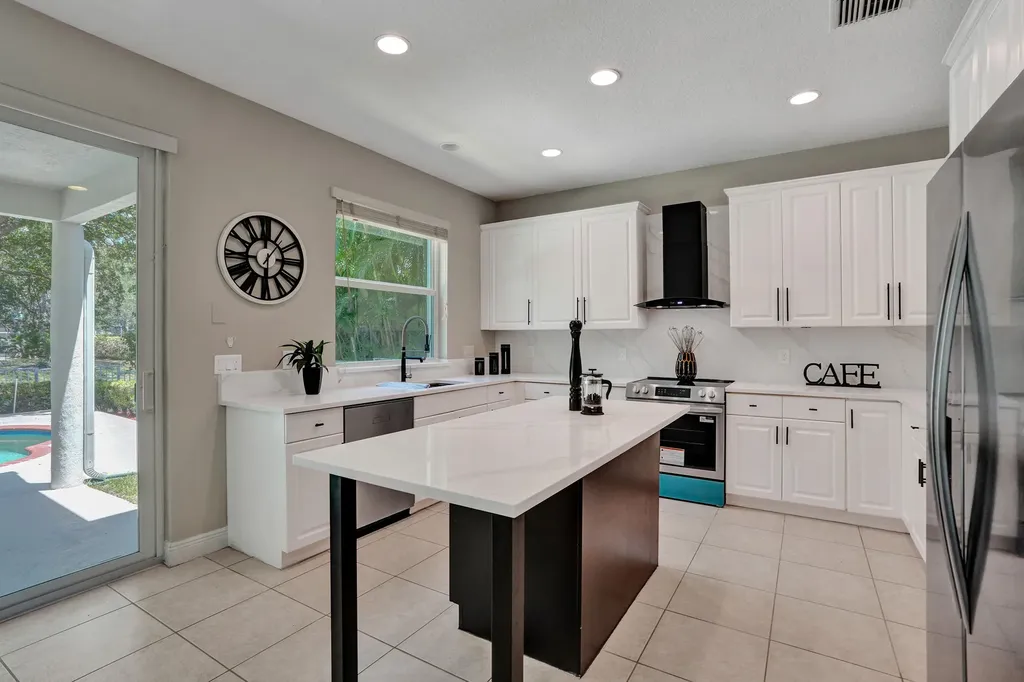 6020 NW 104th Lane Parkland FL 33076