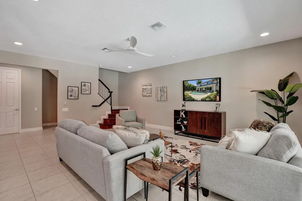 6020 NW 104th Lane Parkland FL 33076