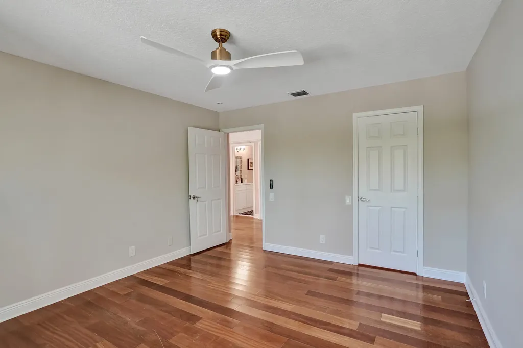 6020 NW 104th Lane Parkland FL 33076
