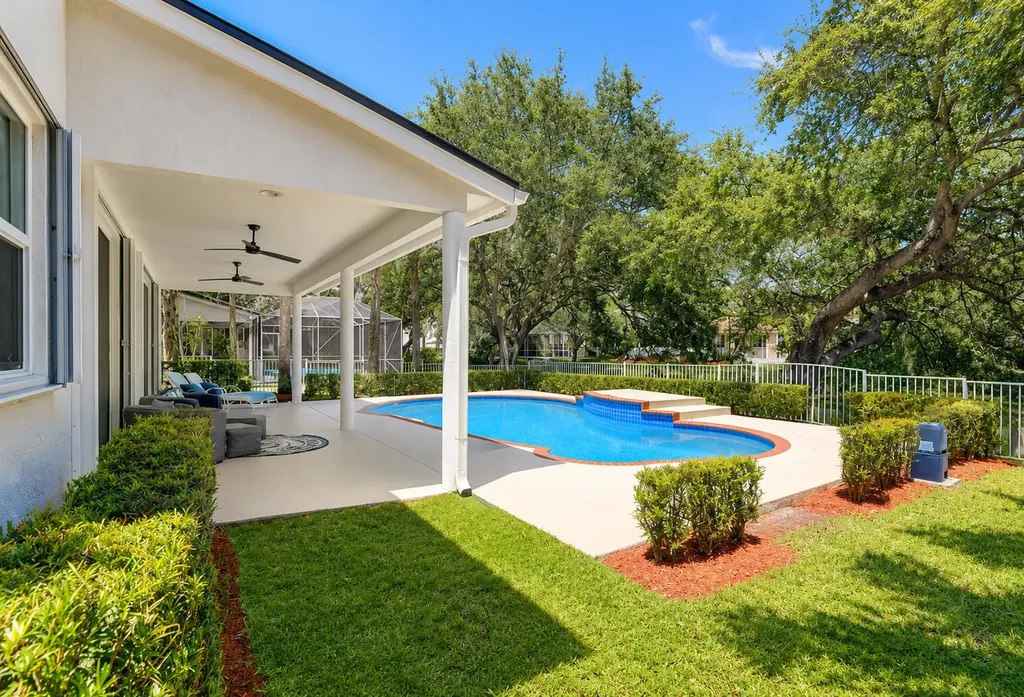 6020 NW 104th Lane Parkland FL 33076