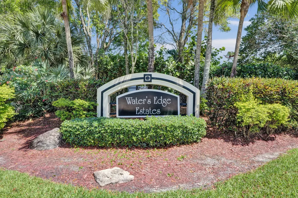6020 NW 104th Lane Parkland FL 33076