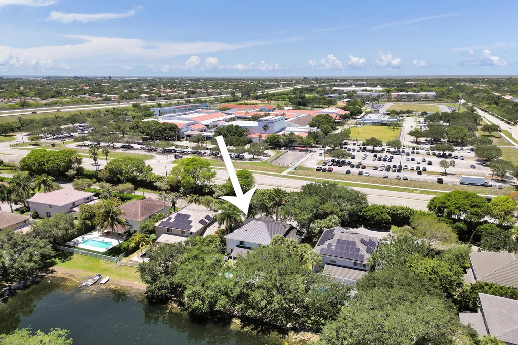 6020 NW 104th Lane Parkland FL 33076