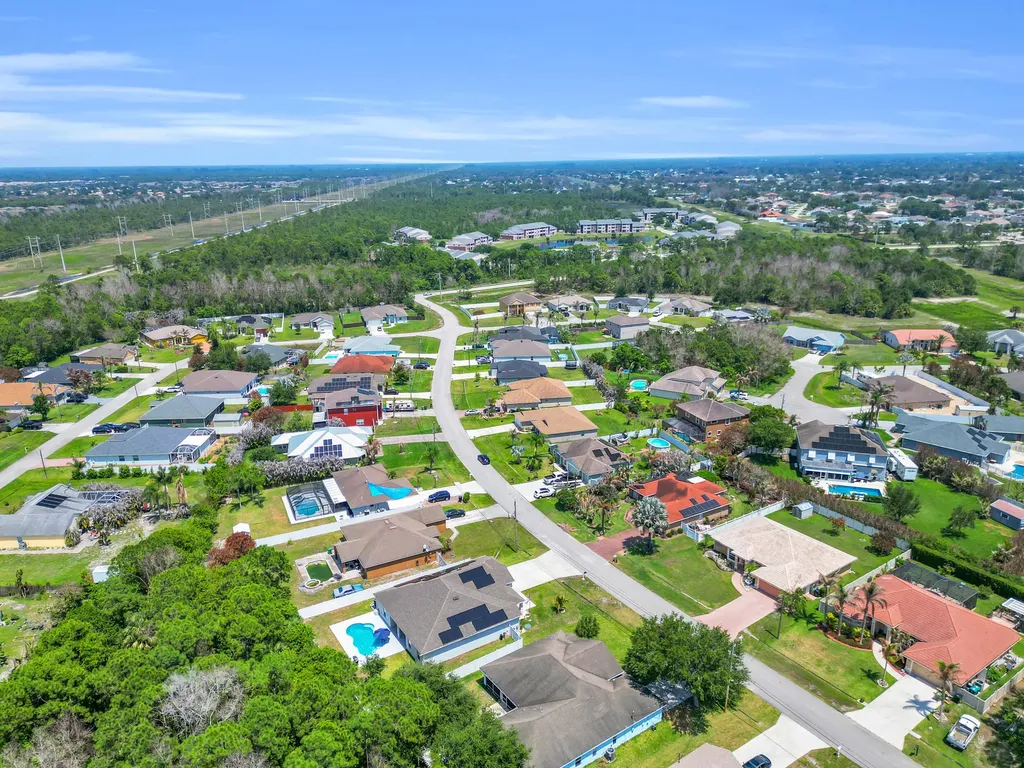 5515 NW Whitecap Road Port St Lucie FL 34986