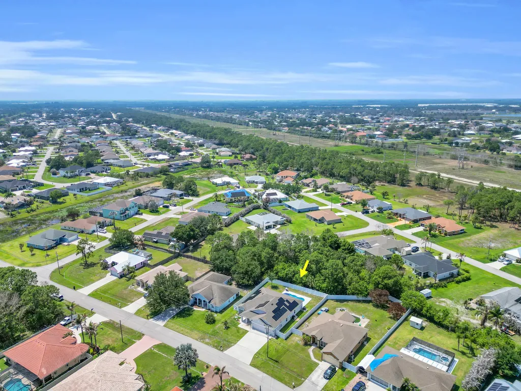 5515 NW Whitecap Road Port St Lucie FL 34986