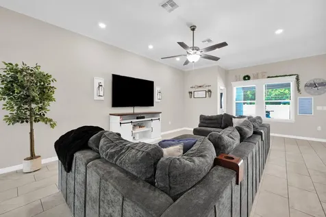 5515 NW Whitecap Road Port St Lucie FL 34986