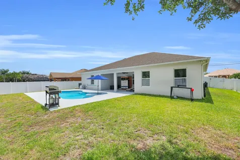 5515 NW Whitecap Road Port St Lucie FL 34986
