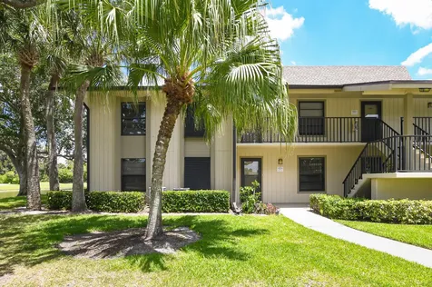 20 Plantation Drive Vero Beach FL 32966
