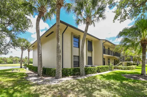 20 Plantation Drive Vero Beach FL 32966