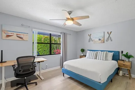 3370 NE 5th Drive Boca Raton FL 33431