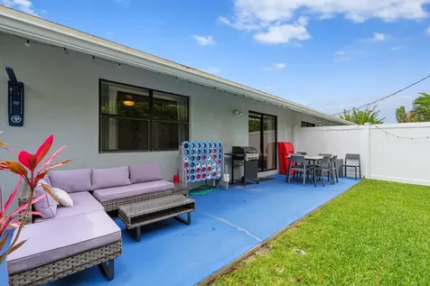 3370 NE 5th Drive Boca Raton FL 33431