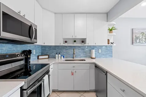 3370 NE 5th Drive Boca Raton FL 33431