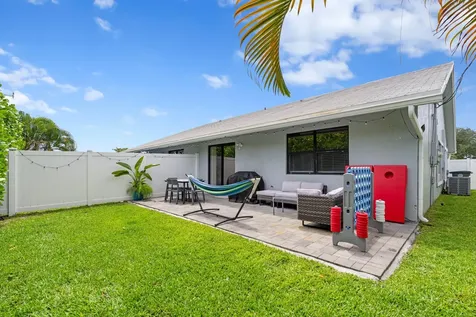 3370 NE 5th Drive Boca Raton FL 33431