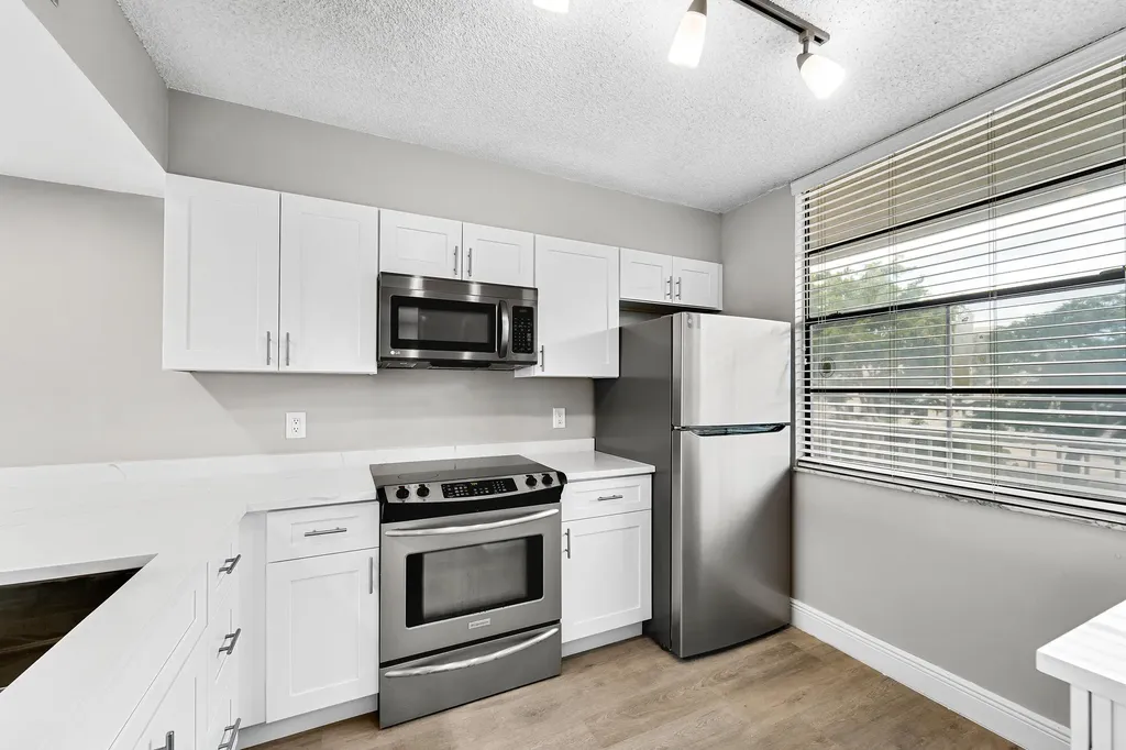 3636 Whitehall Drive West Palm Beach FL 33401