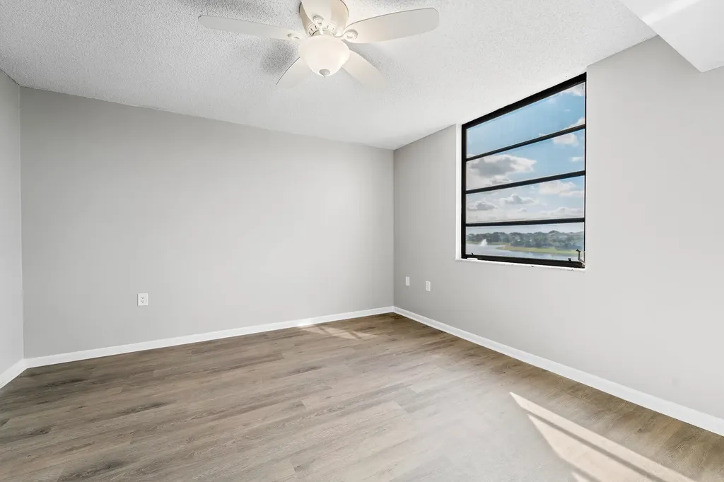 3636 Whitehall Drive West Palm Beach FL 33401