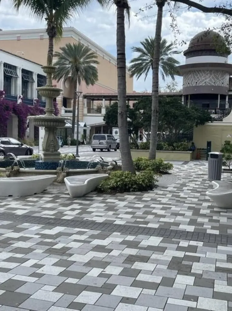 3636 Whitehall Drive West Palm Beach FL 33401