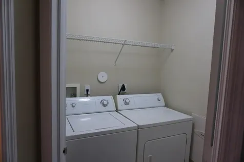 2022 Freeport Lane Riviera Beach FL 33404