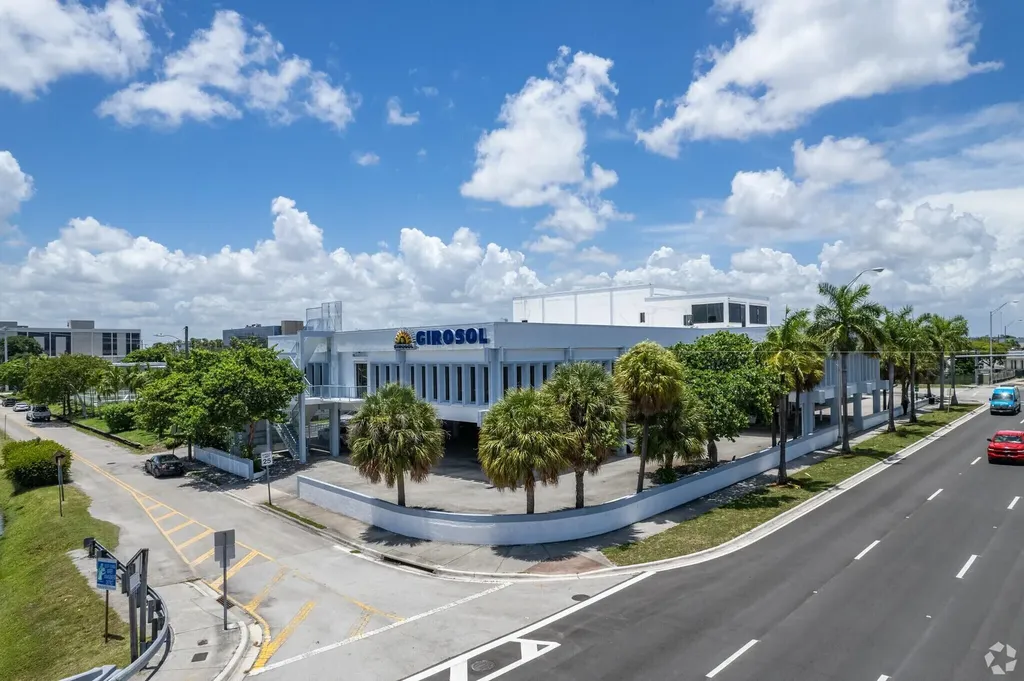 16666 NE 19th Avenue North Miami Beach FL 33162