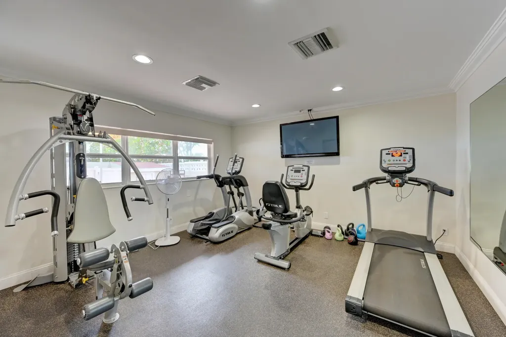 401 Briny Avenue Pompano Beach FL 33062