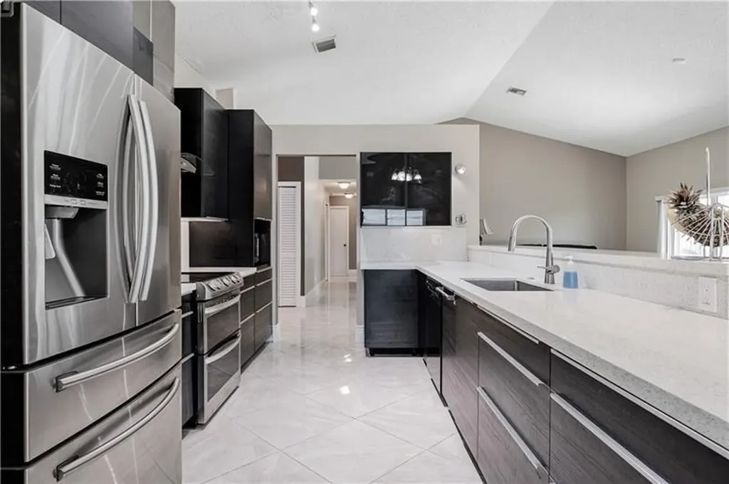 7200 SW 20th Street Plantation FL 33317