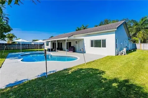 7200 SW 20th Street Plantation FL 33317
